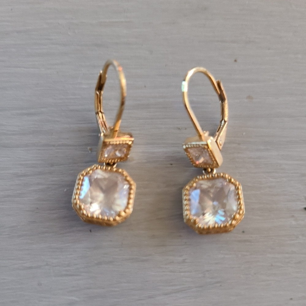 HP is 2 x🔥🔥925 sterling silver w gold overlay white topaz